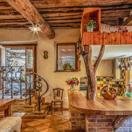 The Dragon Barn - Dom wakacyjny *