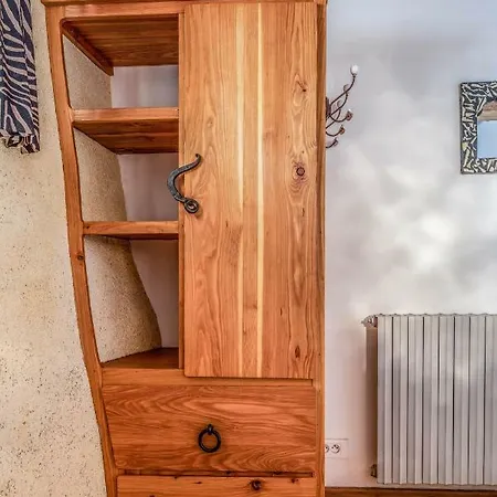 The Dragon Barn - Дом отдыха *