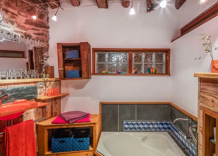 The Dragon Barn - Dom wakacyjny *